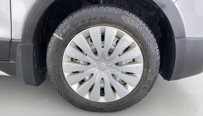 2015 Maruti S Cross SIGMA 1.3, Diesel, Manual, 70,504 km, Right Front Wheel