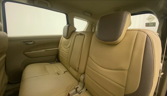 2017 Maruti Ertiga VXI CNG, CNG, Manual, 72,571 km, Right Side Rear Door Cabin