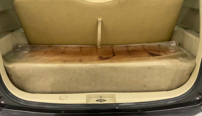 2017 Maruti Ertiga VXI CNG, CNG, Manual, 72,571 km, Boot Inside