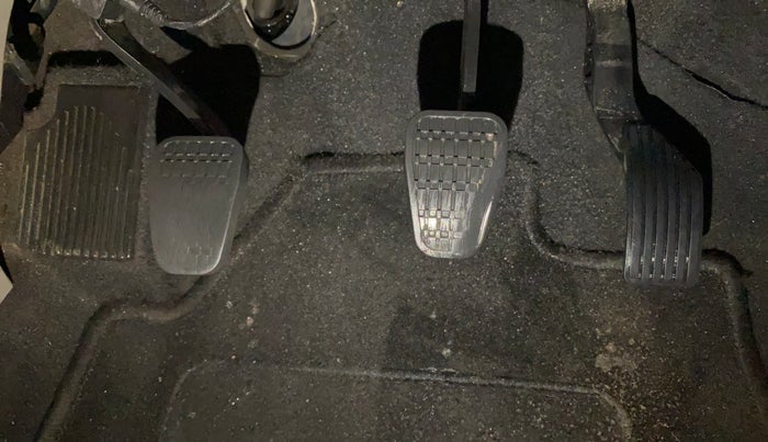 2019 Tata NEXON XM PETROL, CNG, Manual, 77,136 km, Pedals