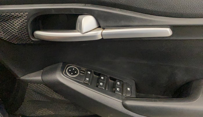 2020 KIA SELTOS HTK 1.5 PETROL, Petrol, Manual, 60,533 km, Driver Side Door Panels Control