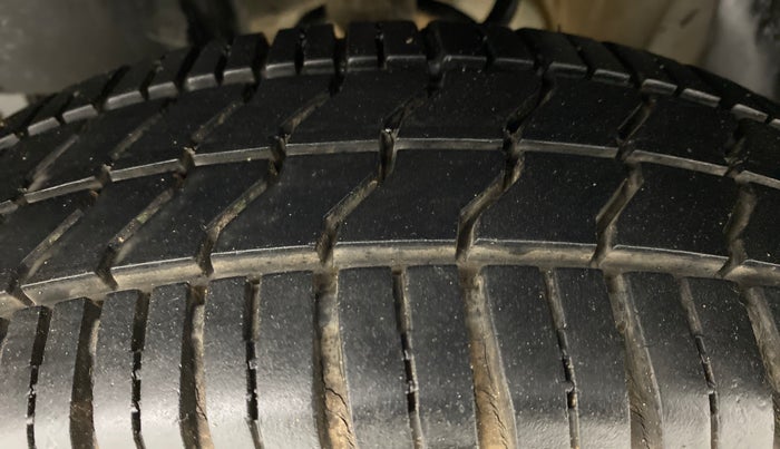 2016 Tata Nano XT TWIST, Petrol, Manual, 5,502 km, Left Rear Tyre Tread