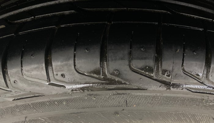 2017 Honda WR-V 1.2L I-VTEC VX MT, Petrol, Manual, 28,874 km, Right Rear Tyre Tread