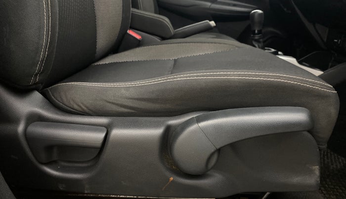 2017 Honda WR-V 1.2L I-VTEC VX MT, Petrol, Manual, 28,874 km, Driver Side Adjustment Panel