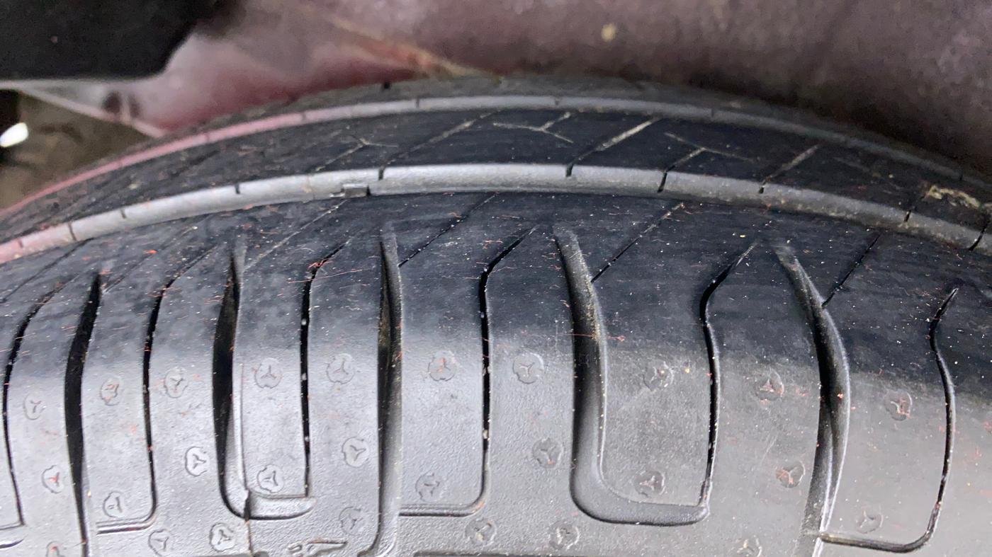 2016 Hyundai i10 MAGNA 1.1 IRDE2, Petrol, Manual, 68,078 km, Right Rear Tyre Tread