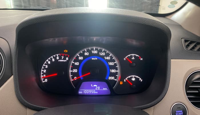 2016 Hyundai Grand i10 ASTA (O) 1.2 KAPPA VTVT, Petrol, Manual, 1,00,955 km, Odometer Image
