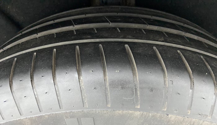 2013 Audi Q3 2.0 TDI QUATTRO, Diesel, Automatic, 90,296 km, Left Rear Tyre Tread