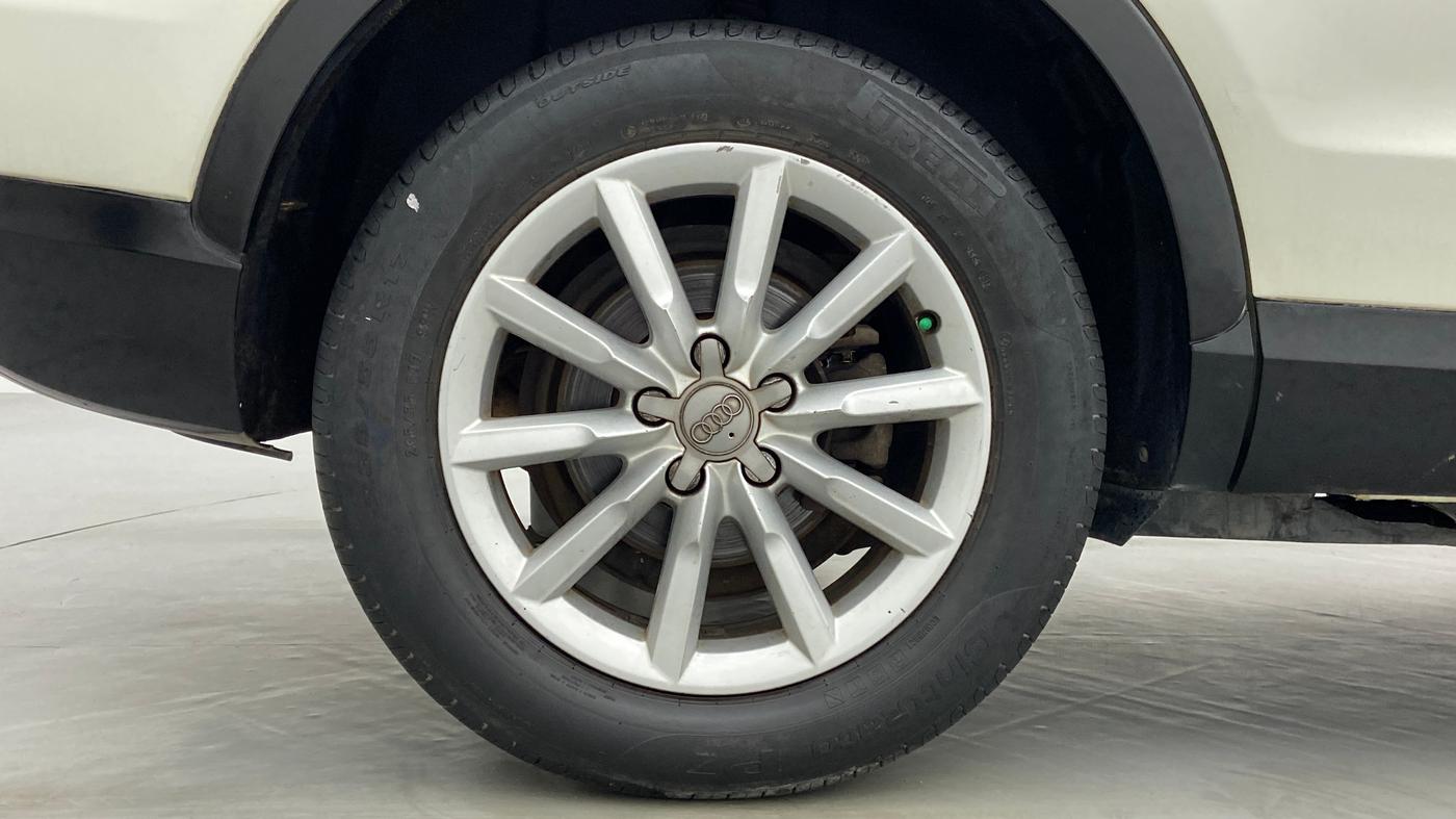 2013 Audi Q3 2.0 TDI QUATTRO, Diesel, Automatic, 90,296 km, Right Rear Wheel
