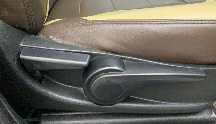 2018 Tata TIGOR XZA PETROL, Petrol, Automatic, 70,793 km, Driver Side Adjustment Panel