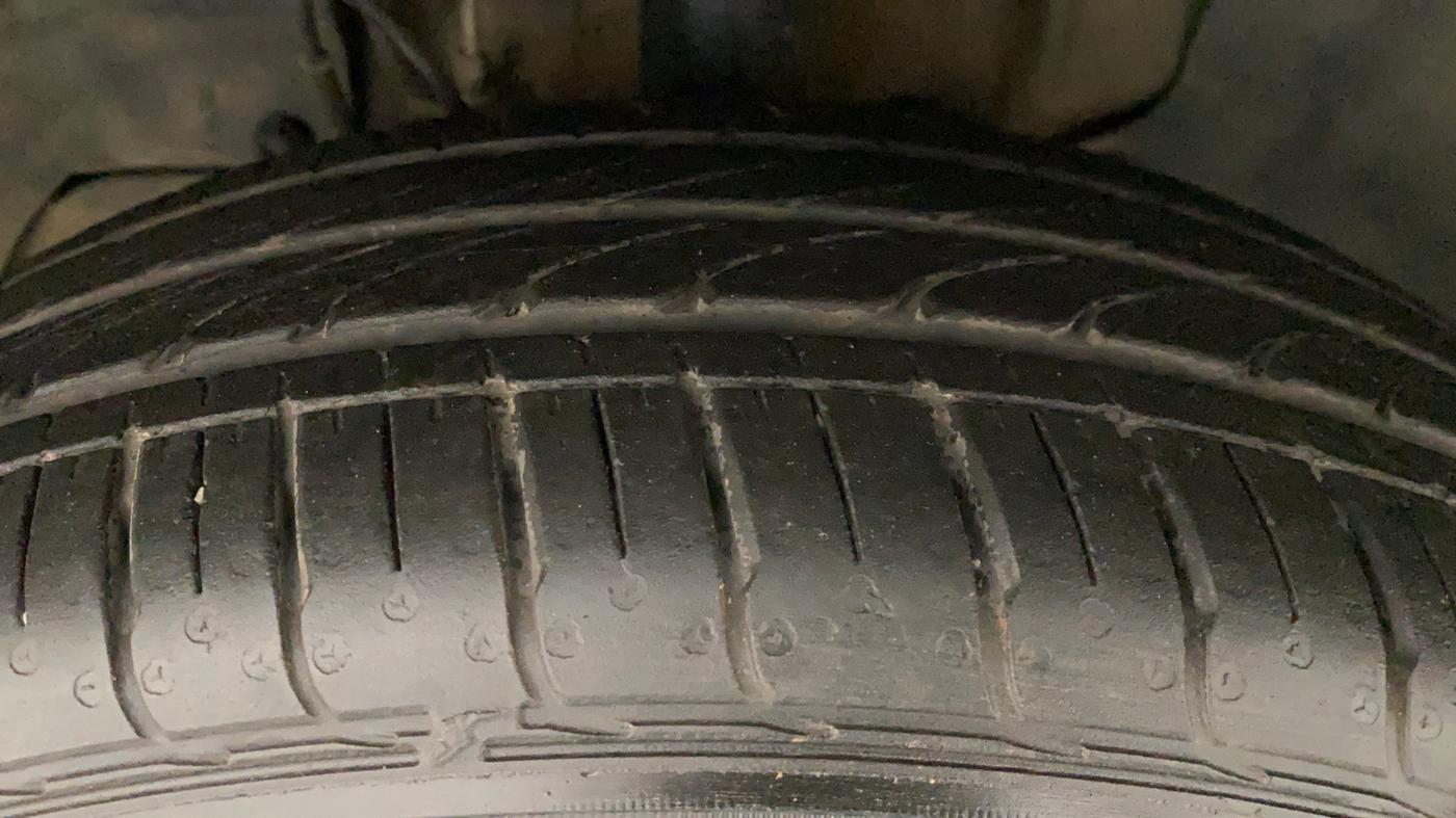 2018 Tata TIGOR XZA PETROL, Petrol, Automatic, 70,793 km, Left Front Tyre Tread