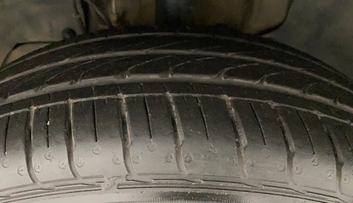 2018 Tata TIGOR XZA PETROL, Petrol, Automatic, 70,793 km, Left Front Tyre Tread