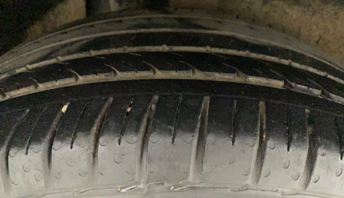 2019 Maruti Baleno ZETA PETROL 1.2, Petrol, Manual, 43,706 km, Right Rear Tyre Tread