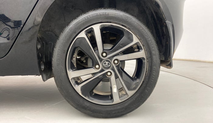 2022 Tata ALTROZ XZ PLUS DIESEL DARK EDITION, Diesel, Manual, 37,850 km, Left Rear Wheel