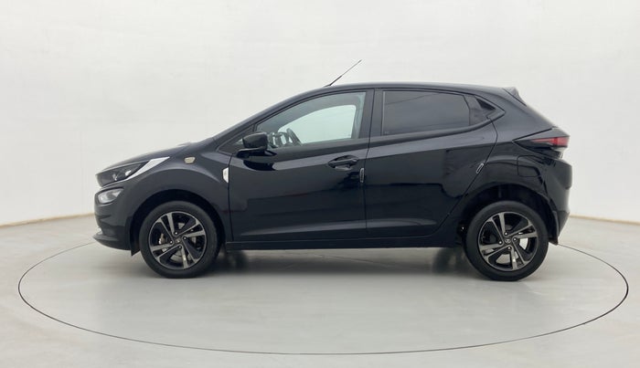 2022 Tata ALTROZ XZ PLUS DIESEL DARK EDITION, Diesel, Manual, 37,850 km, Left Side
