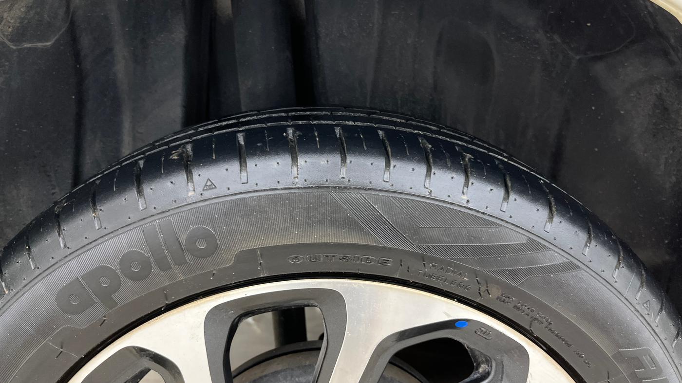 2023 Maruti Baleno ALPHA 1.2 AGS, Petrol, Automatic, 19,184 km, Right Rear Tyre Tread