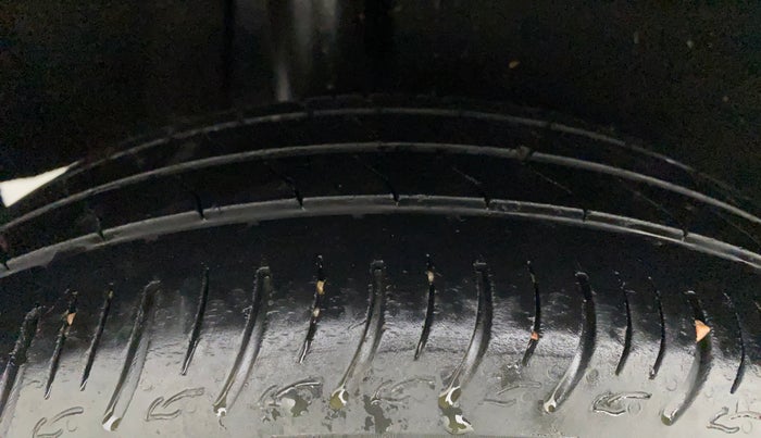 2020 Maruti Baleno DELTA PETROL 1.2, Petrol, Manual, 52,747 km, Right Rear Tyre Tread