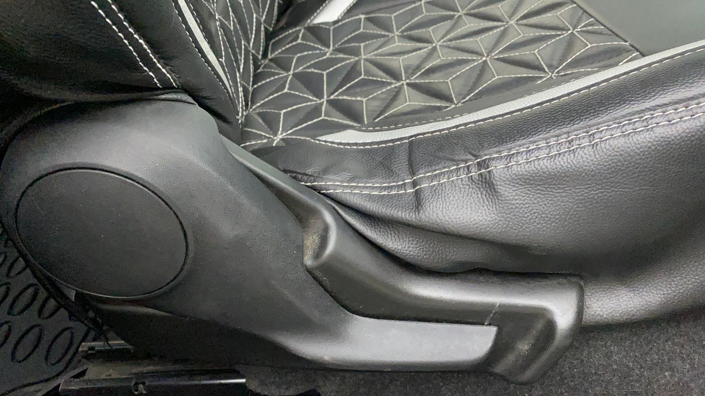 2020 Maruti Baleno DELTA PETROL 1.2, Petrol, Manual, 52,747 km, Driver Side Adjustment Panel