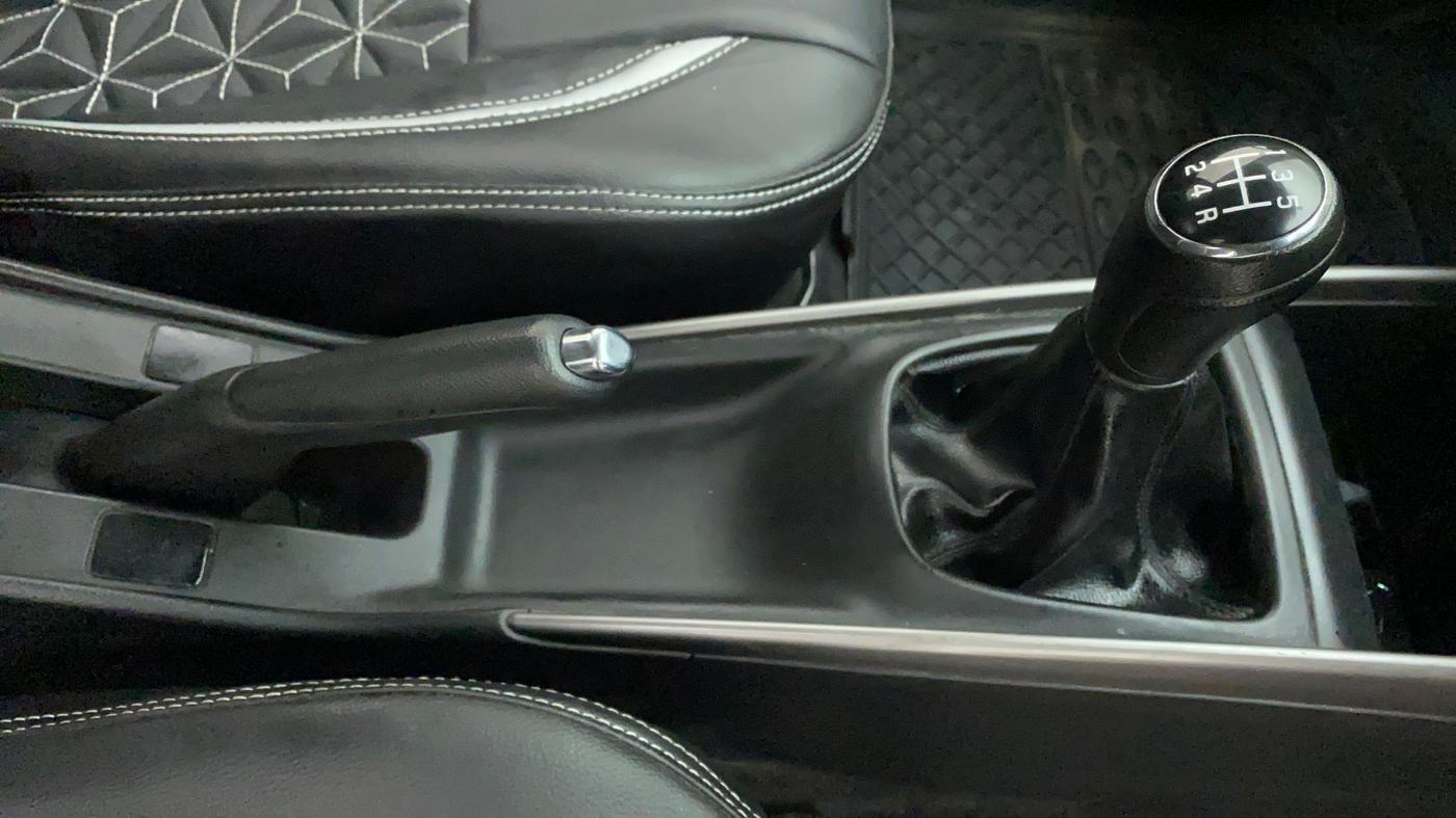 2020 Maruti Baleno DELTA PETROL 1.2, Petrol, Manual, 52,747 km, Gear Lever