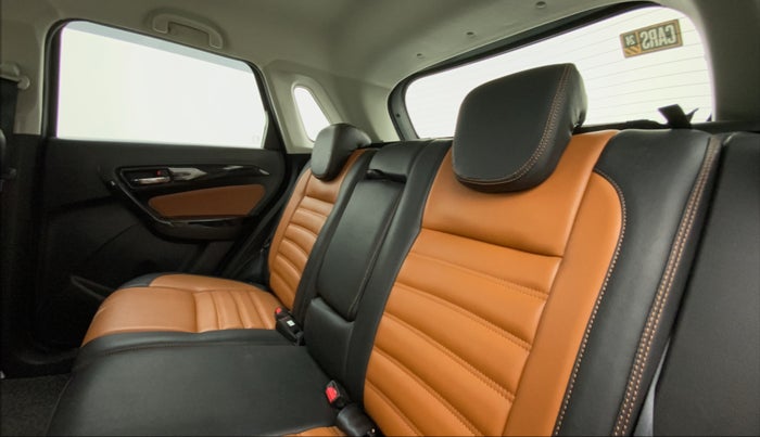 2021 Maruti Vitara Brezza ZXI AT SHVS, Petrol, Automatic, 35,713 km, Right Side Rear Door Cabin