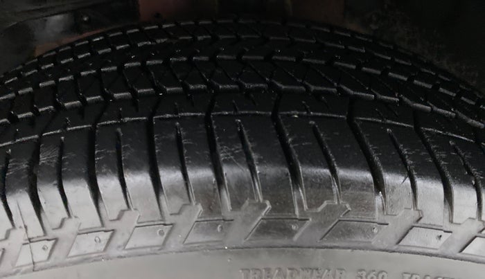 2019 Mahindra XUV500 W7 AT, Diesel, Automatic, 26,780 km, Right Front Tyre Tread