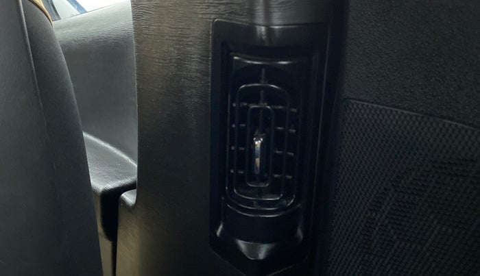 2019 Mahindra XUV500 W7 AT, Diesel, Automatic, 26,780 km, Rear AC Vents