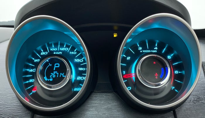 2019 Mahindra XUV500 W7 AT, Diesel, Automatic, 26,780 km, Odometer Image