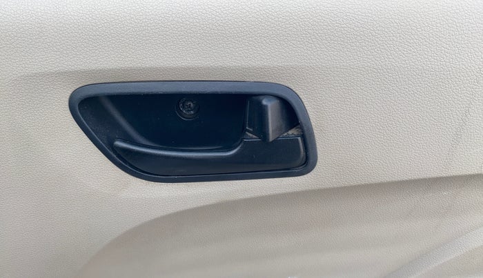 2021 Hyundai NEW SANTRO ERA EXECUTIVE, Petrol, Manual, 81,854 km, Driver Side Door Panels Control