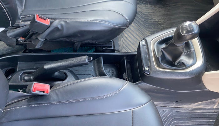 2021 Hyundai NEW SANTRO ERA EXECUTIVE, Petrol, Manual, 81,854 km, Gear Lever