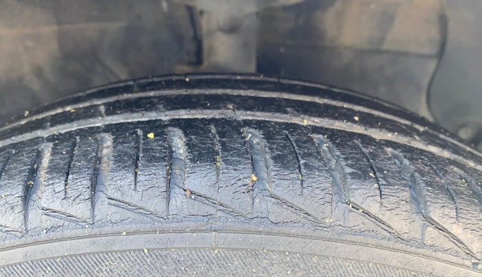 2021 Hyundai NEW SANTRO ERA EXECUTIVE, Petrol, Manual, 81,854 km, Right Front Tyre Tread