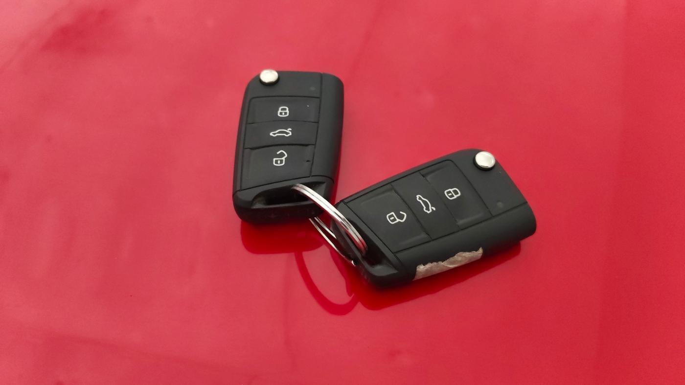 2021 Skoda KUSHAQ AMBITION 1.0L TSI AT, Petrol, Automatic, 35,109 km, Key Close Up