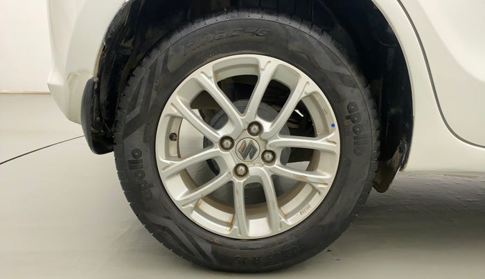 2018 Maruti Swift ZXI, Petrol, Manual, 29,725 km, Right Rear Wheel