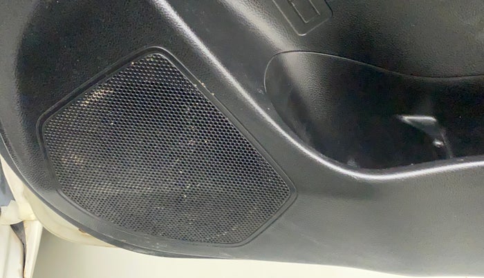 2018 Maruti Swift ZXI, Petrol, Manual, 29,725 km, Infotainment system - Front speakers missing / not working