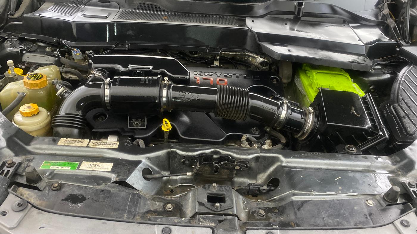 2021 Tata Safari XT, Diesel, Manual, 1,05,375 km, Engine View