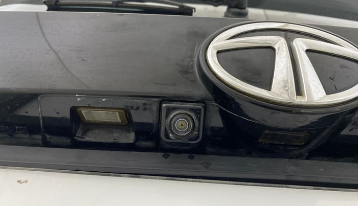 2021 Tata Safari XT, Diesel, Manual, 1,05,219 km, Parking Camera