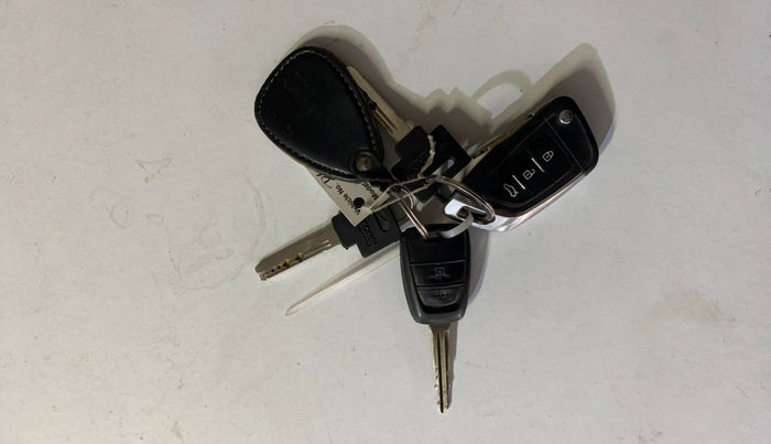 2015 Hyundai Grand i10 SPORTZ 1.2 KAPPA VTVT, Petrol, Manual, 54,915 km, Key Close Up