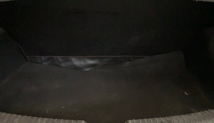 2015 Hyundai Grand i10 SPORTZ 1.2 KAPPA VTVT, Petrol, Manual, 54,915 km, Boot Inside