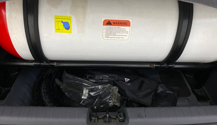 2021 Hyundai GRAND I10 NIOS SPORTZ 1.2 KAPPA VTVT CNG, CNG, Manual, 32,919 km, Boot Inside