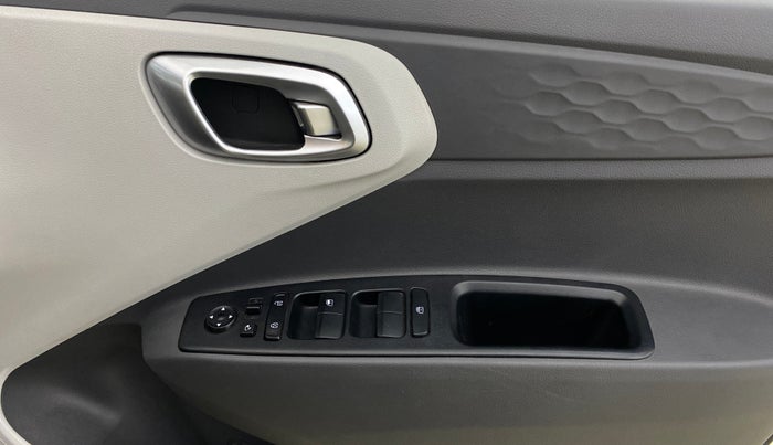 2021 Hyundai GRAND I10 NIOS SPORTZ 1.2 KAPPA VTVT CNG, CNG, Manual, 32,919 km, Driver Side Door Panels Control
