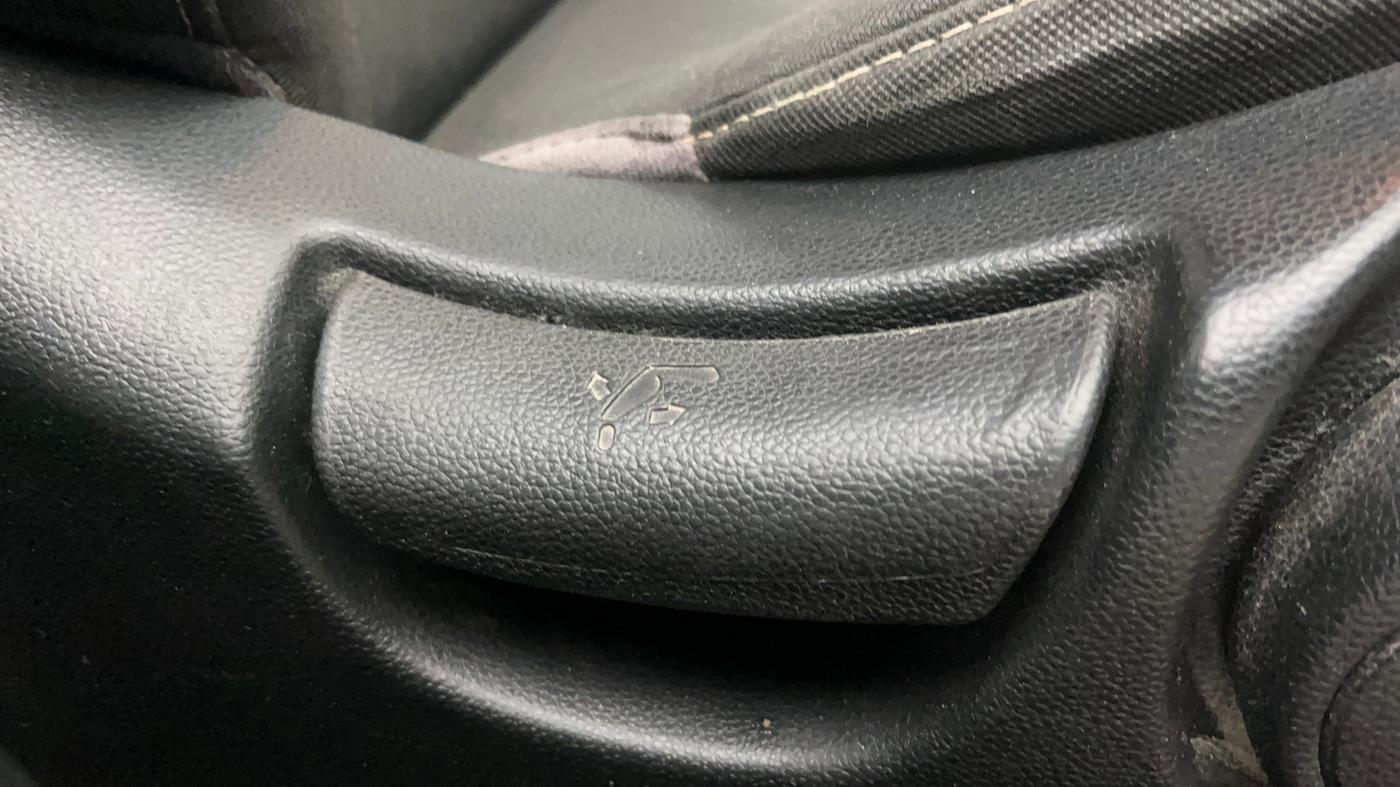2019 Hyundai Creta SX 1.6 PETROL, Petrol, Manual, 49,067 km, Driver Side Adjustment Panel