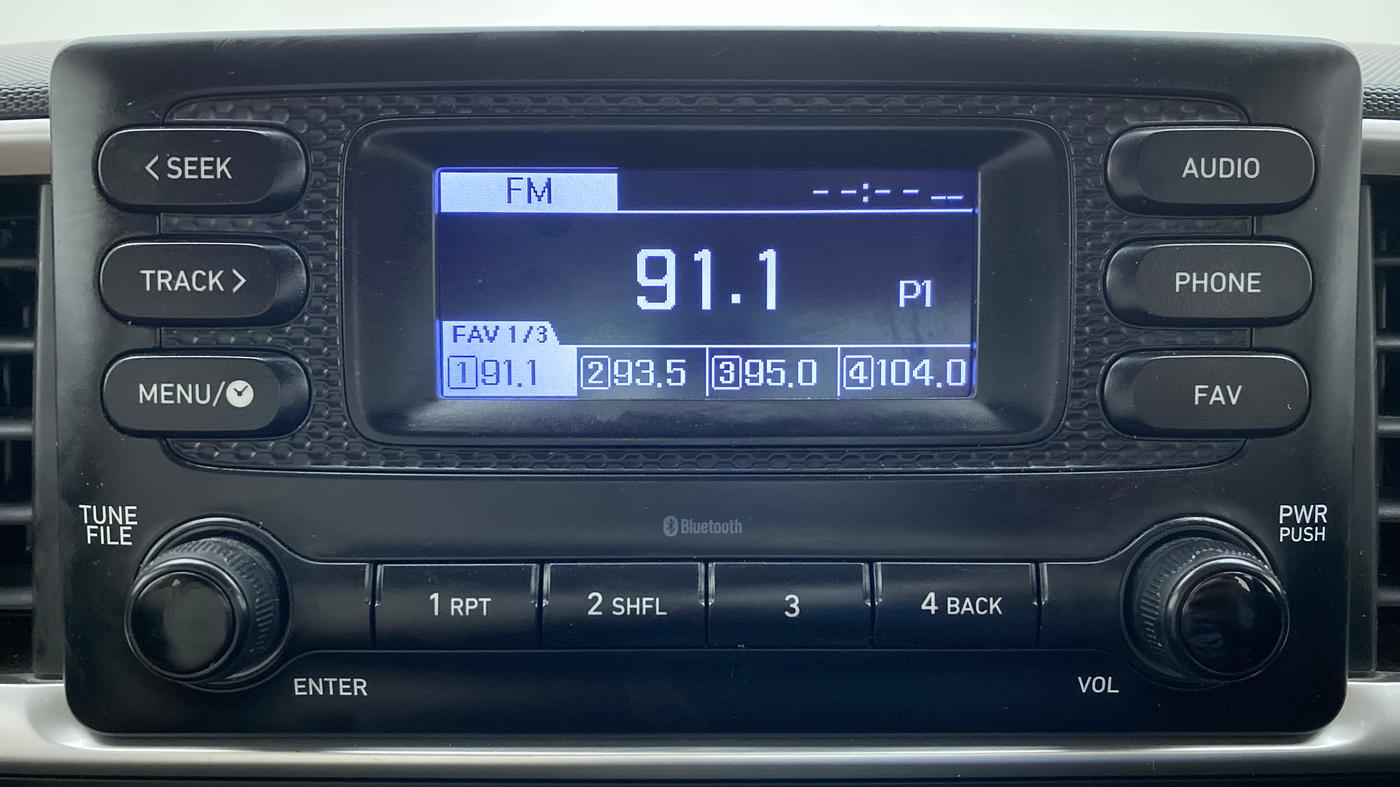 2020 Hyundai VENUE S MT 1.2 KAPPA, Petrol, Manual, 1,862 km, Infotainment System