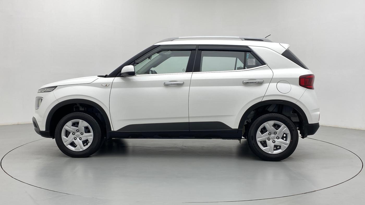 2020 Hyundai VENUE S MT 1.2 KAPPA, Petrol, Manual, 1,862 km, Left Side