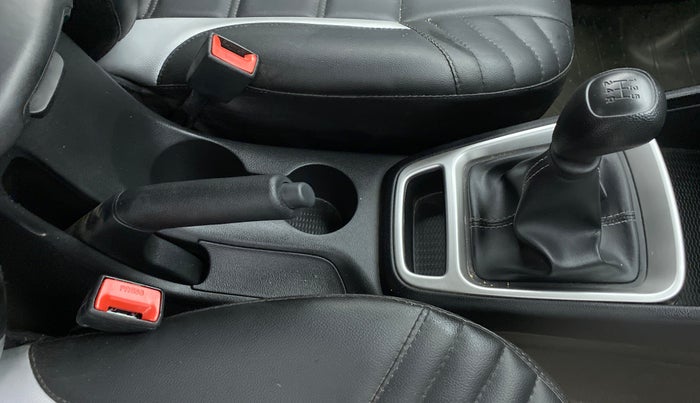 2020 Hyundai VENUE S MT 1.2 KAPPA, Petrol, Manual, 1,862 km, Gear Lever