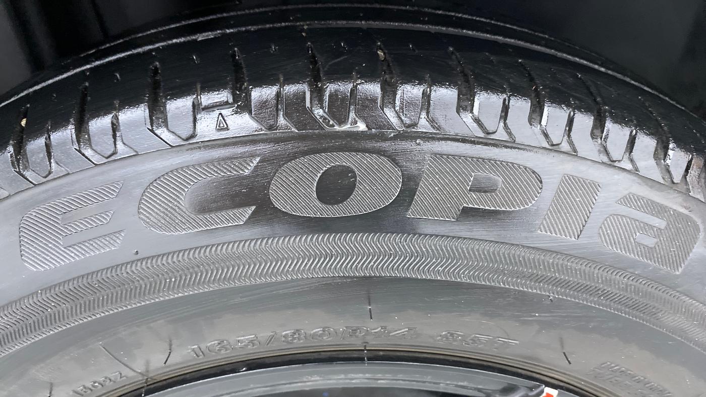 2019 Maruti Dzire VXI, Petrol, Manual, 23,170 km, Right Rear Tyre Tread