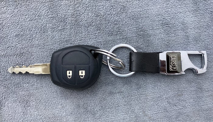 2019 Maruti Dzire VXI, Petrol, Manual, 23,170 km, Key Close Up