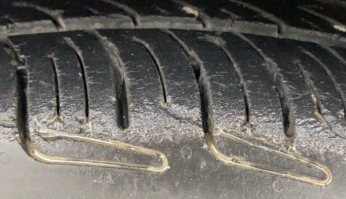 2015 Hyundai Grand i10 ASTA 1.2 KAPPA VTVT, Petrol, Manual, 93,383 km, Left Front Tyre Tread