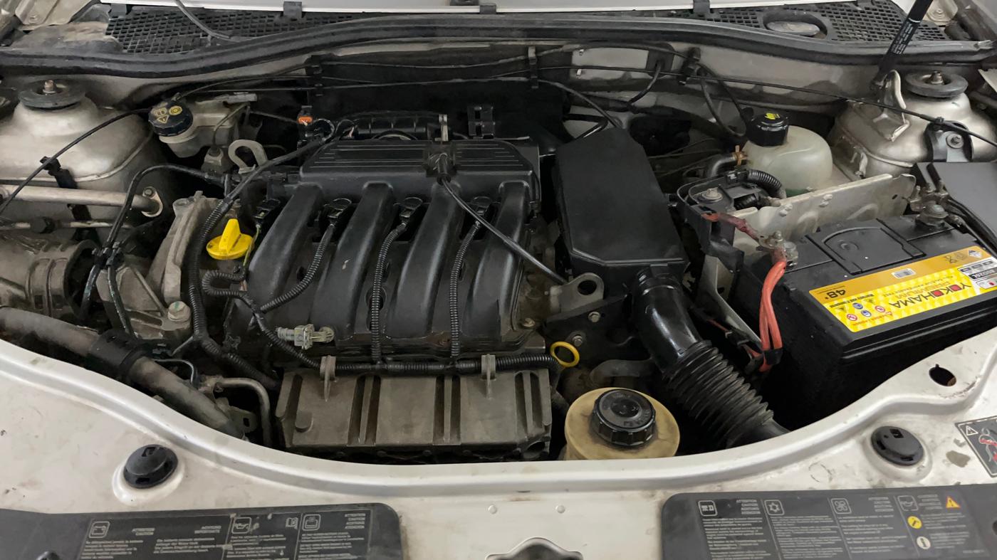 2014 Nissan Terrano XL (P), Petrol, Manual, 80,790 km, Engine View