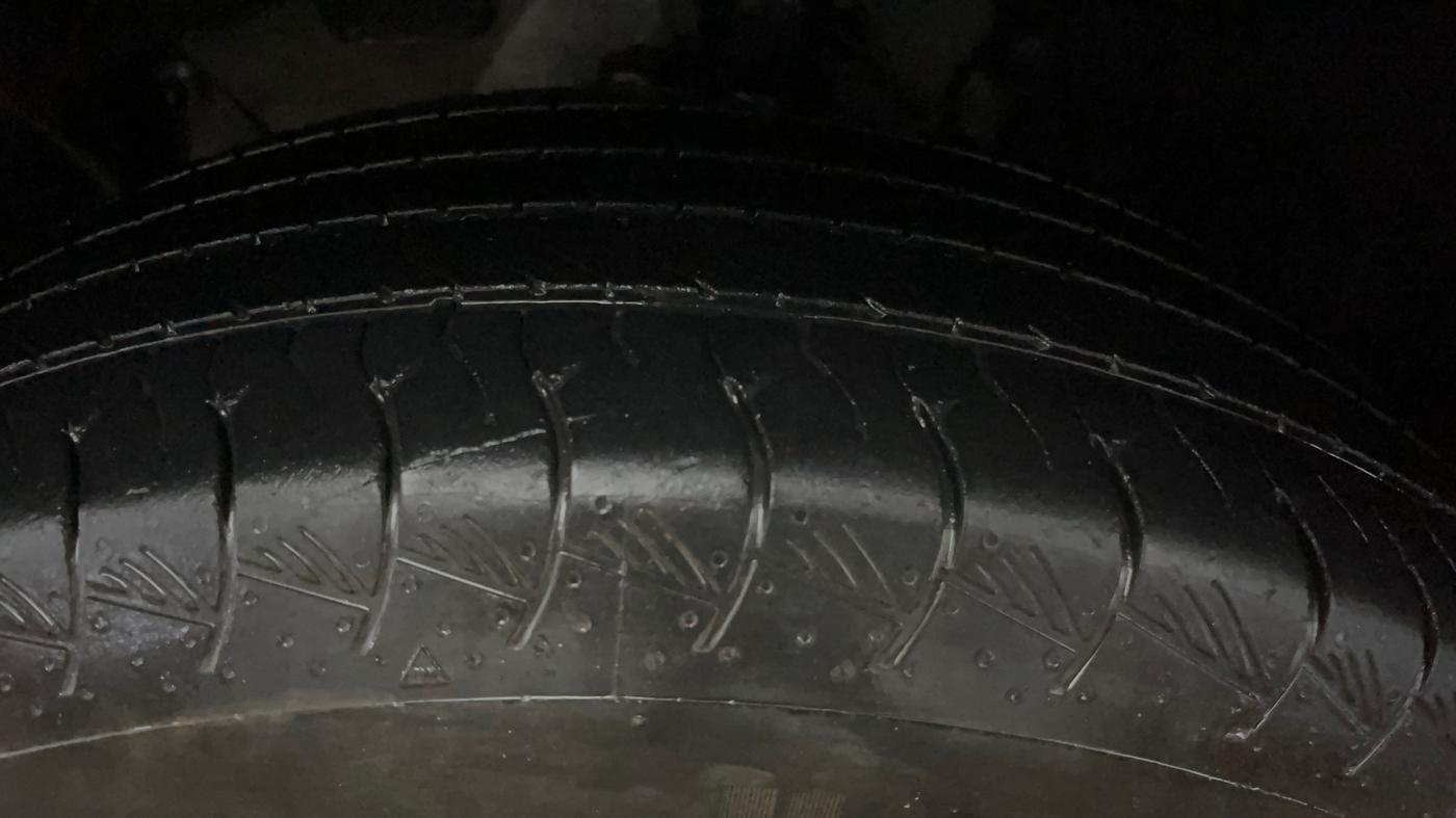 2014 Nissan Terrano XL (P), Petrol, Manual, 80,790 km, Left Front Tyre Tread