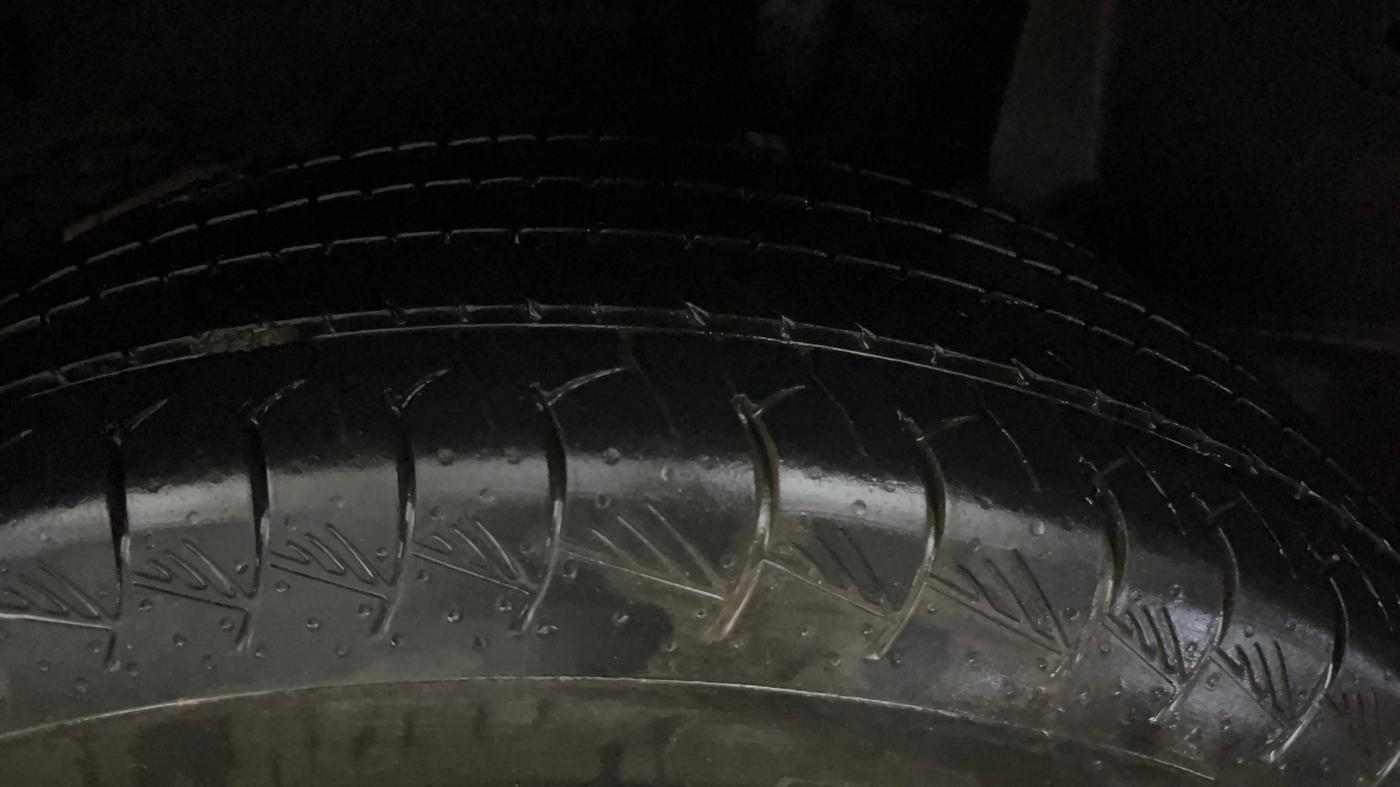 2014 Nissan Terrano XL (P), Petrol, Manual, 80,790 km, Left Rear Tyre Tread