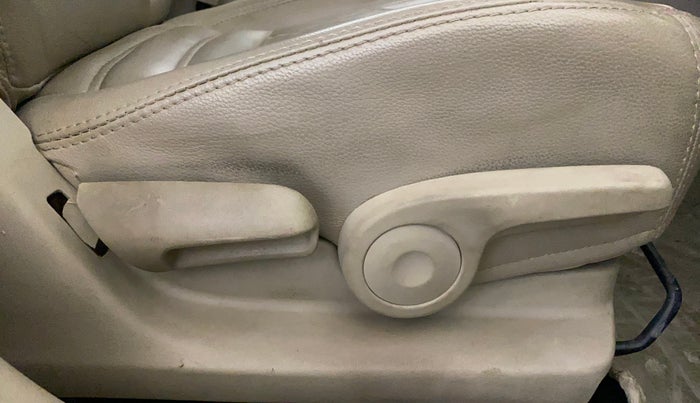 2019 Maruti Ciaz DELTA 1.5 SHVS MT PETROL, Petrol, Manual, 79,879 km, Driver Side Adjustment Panel