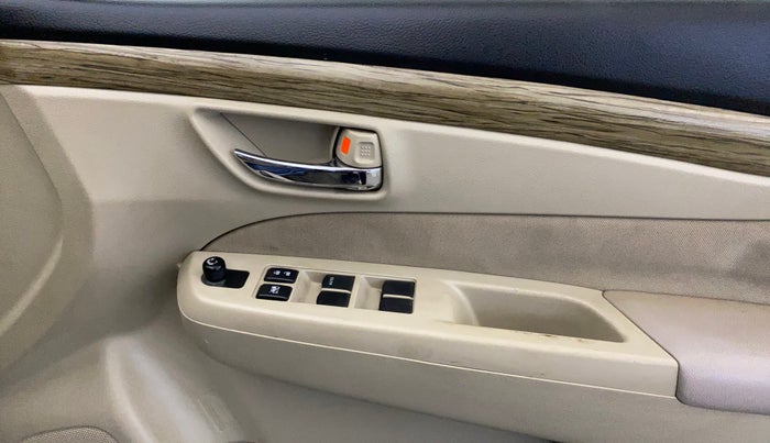 2019 Maruti Ciaz DELTA 1.5 SHVS MT PETROL, Petrol, Manual, 79,879 km, Driver Side Door Panels Control
